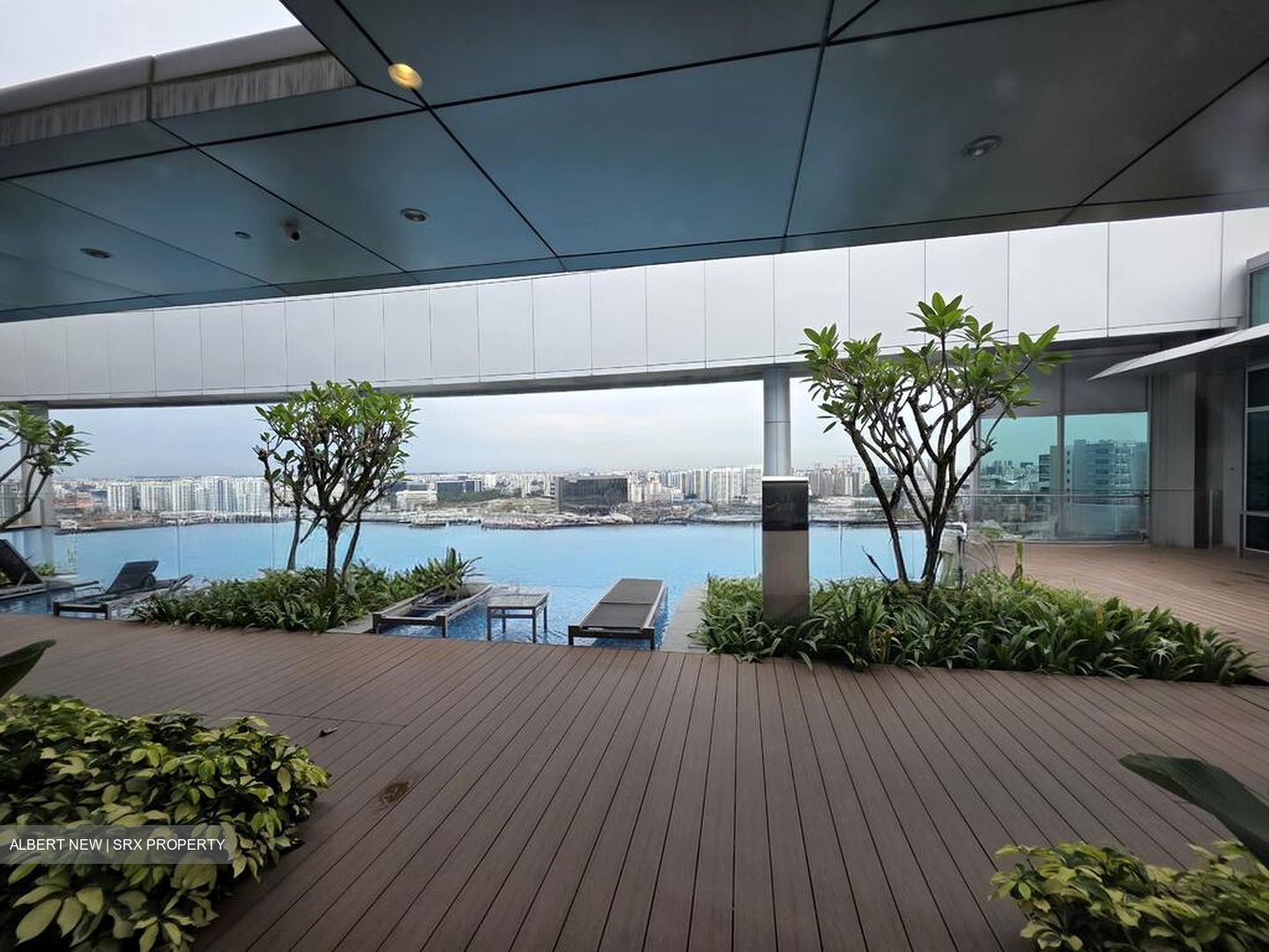 Arc 380 (D8), Office #502836101